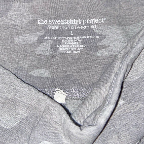 Gray Camo Leggings - Picture 4 of 4